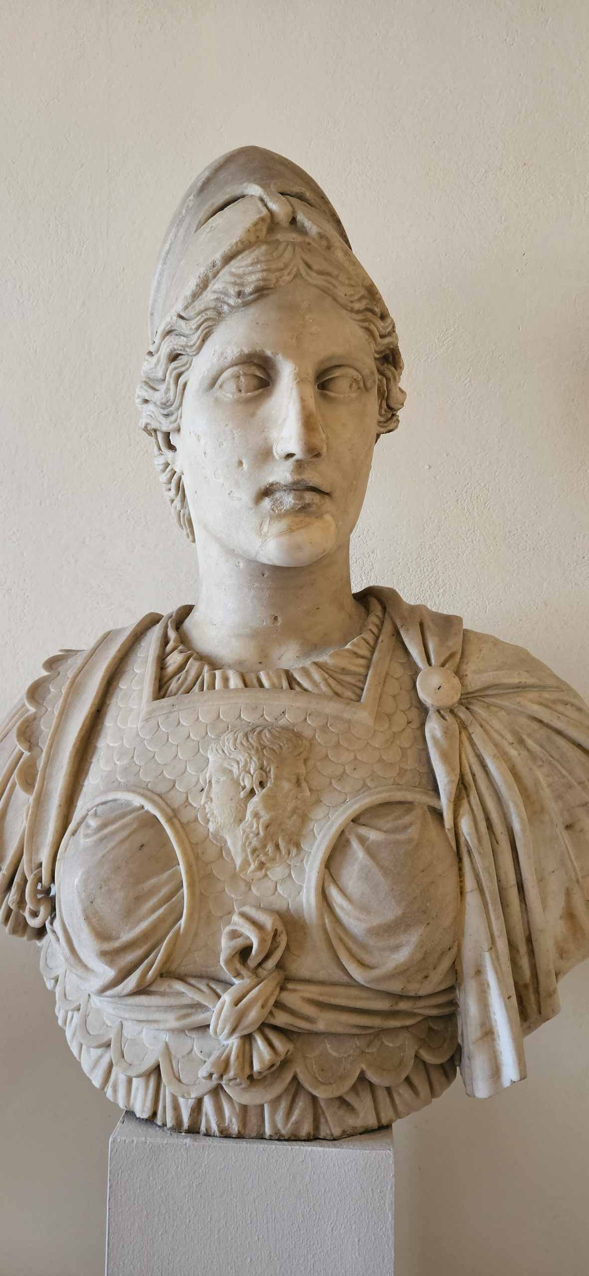 athena statue